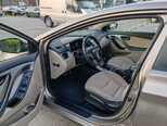 Hyundai Elantra-8