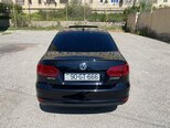 Volkswagen Jetta-9