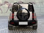 Land Rover Defender-8