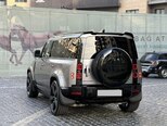 Land Rover Defender-6