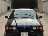 BMW 320-1