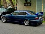 BMW 320-3