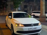 Volkswagen Jetta-3