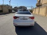 Hyundai Sonata-11