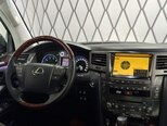 Lexus LX 570-10