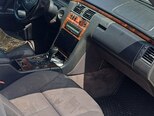 Mercedes E 240-6
