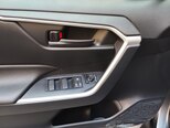 Toyota RAV4-10