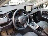 Toyota RAV4-9