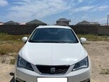 SEAT Ibiza-1