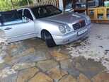 Mercedes E 200-3