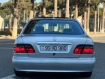Mercedes E 200-8
