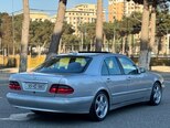 Mercedes E 200-2