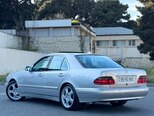 Mercedes E 200-5