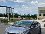 Hyundai Elantra-2