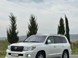 Toyota Land Cruiser-3