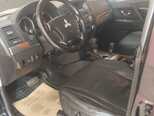 Mitsubishi Pajero-5