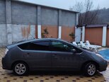 Toyota Prius-10