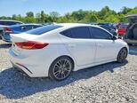 Hyundai Elantra-6
