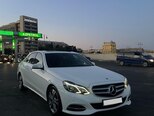 Mercedes E 220-1