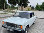 LADA (VAZ) 2107-2