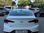Hyundai Elantra-5