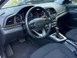 Hyundai Elantra-9