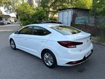 Hyundai Elantra-4