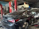 Lexus ES 300h-3