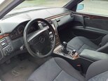 Mercedes E 200-7