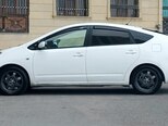 Toyota Prius-7