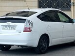 Toyota Prius-11