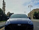 Hyundai Sonata-4