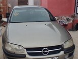 Opel Omega-2