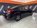 Hyundai Elantra-13