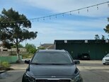 Kia Carnival-2