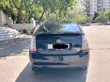 Toyota Prius-2