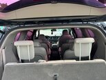 Kia Carnival-13