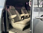 Kia Carnival-16