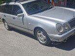Mercedes E 240-5