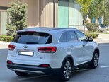 Kia Sorento-7