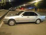 Mercedes E 280-3