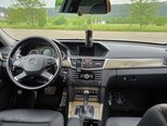 Mercedes E 200-11