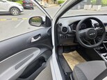 Kia Rio-17