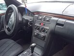 Mercedes E 240-5