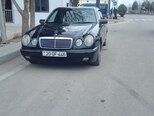 Mercedes E 240-3