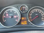 Opel Zafira-5