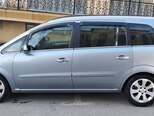 Opel Zafira-4