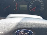 Ford Transit-12