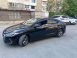 Hyundai Elantra-10
