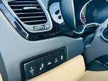 Kia Carnival-12